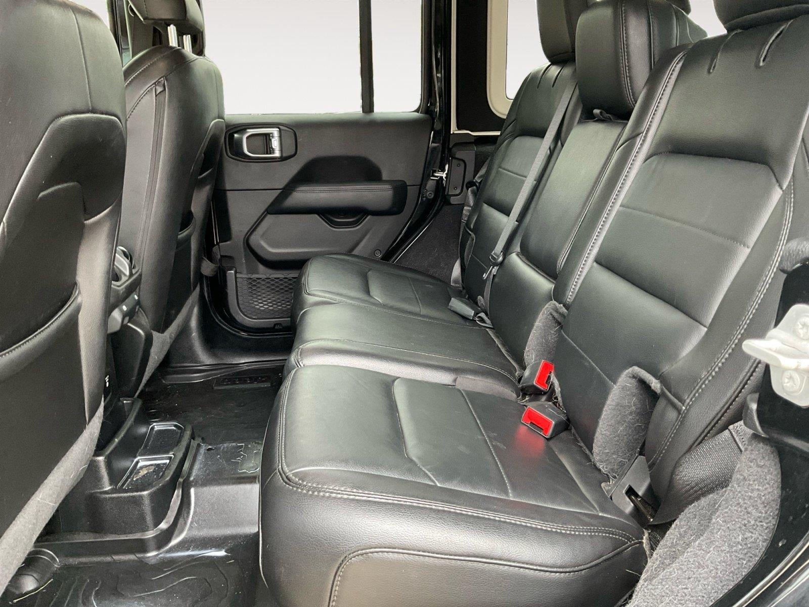 2021 Jeep Wrangler Unlimited Sahara Altitude 4x4