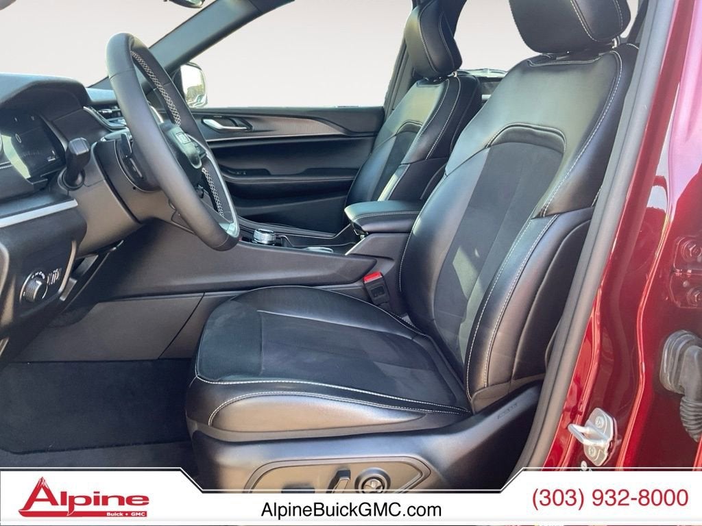 2024 Jeep Grand Cherokee L Altitude X 4x4