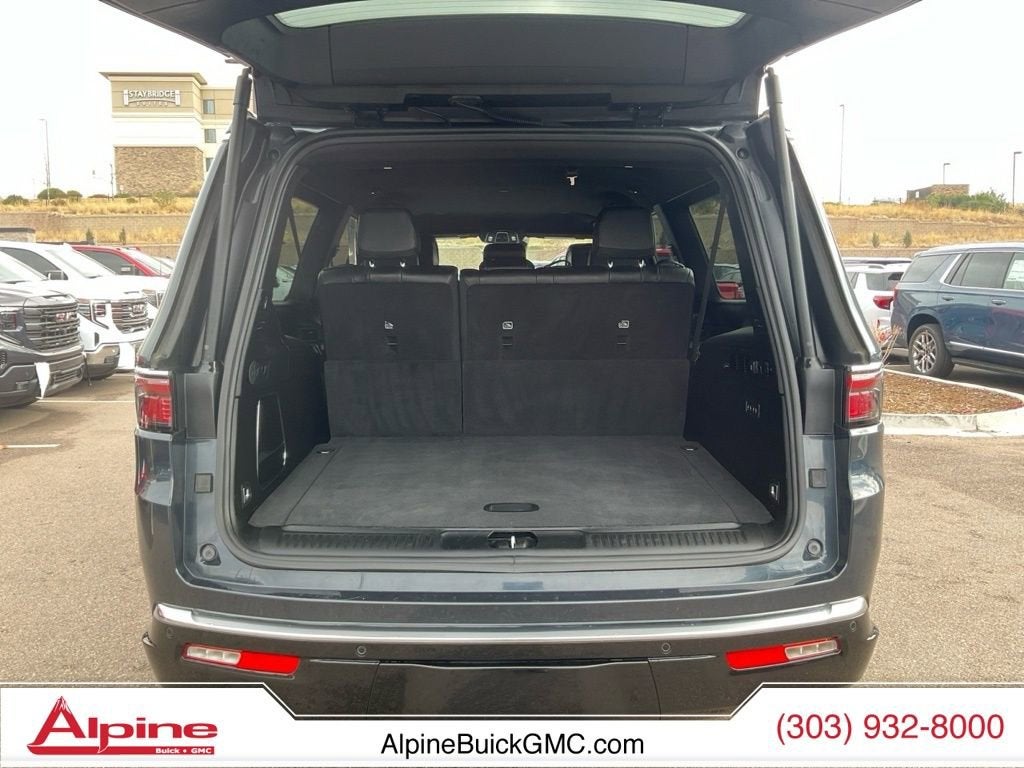 2024 Jeep Wagoneer L Series III 4x4