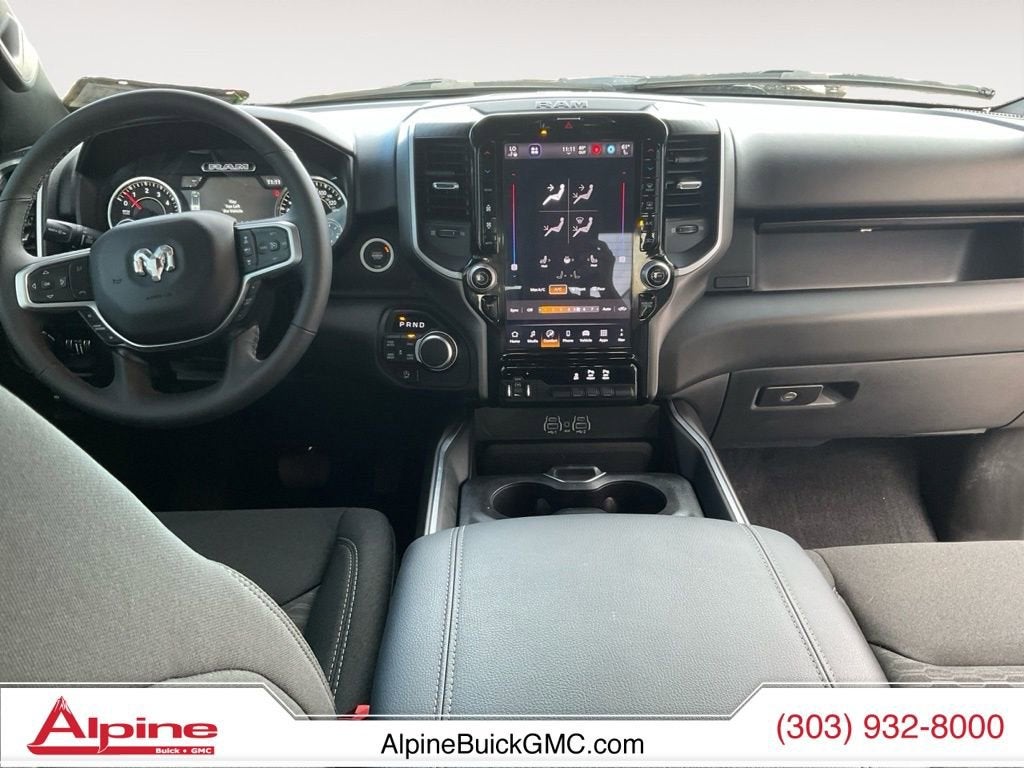 2025 RAM 1500 Big Horn Crew Cab 4x4 5'7" Box