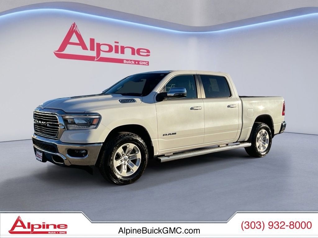 2023 RAM 1500 Laramie Crew Cab 4x4 5'7" Box