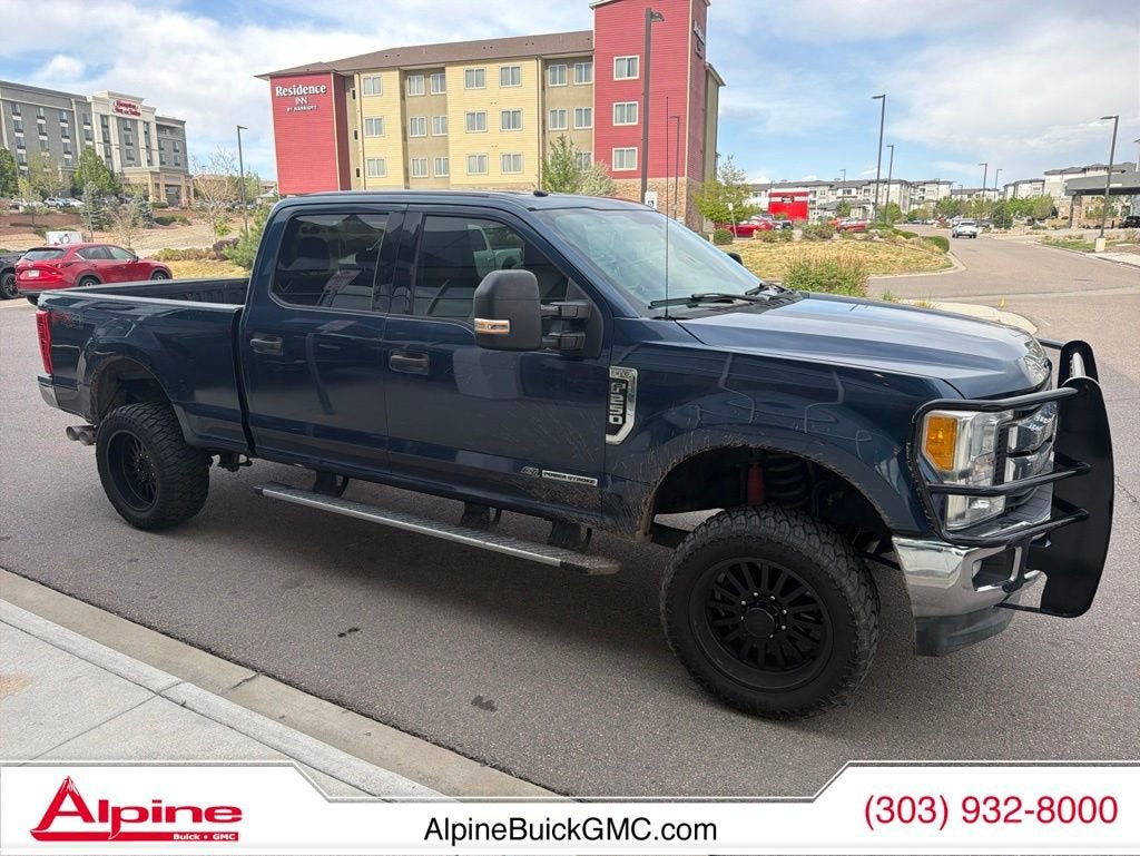 2017 Ford Super Duty F-250 SRW Lariat