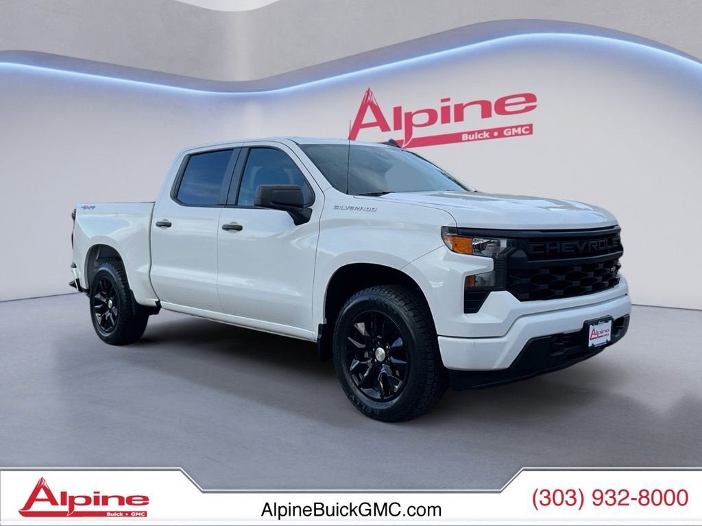 2022 Chevrolet Silverado 1500 Custom