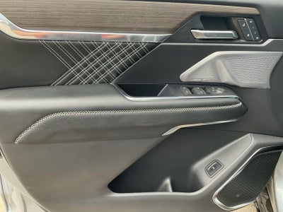 2024 GMC Acadia Denali