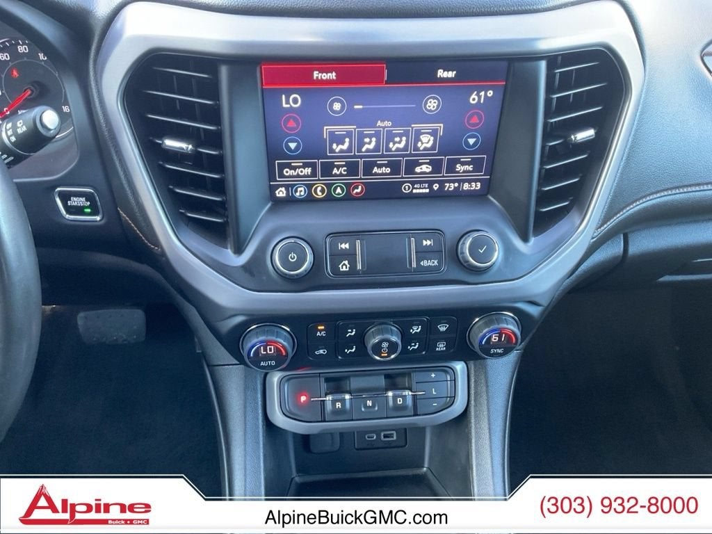 2023 GMC Acadia AT4