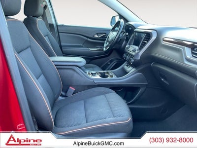 2023 GMC Acadia AT4