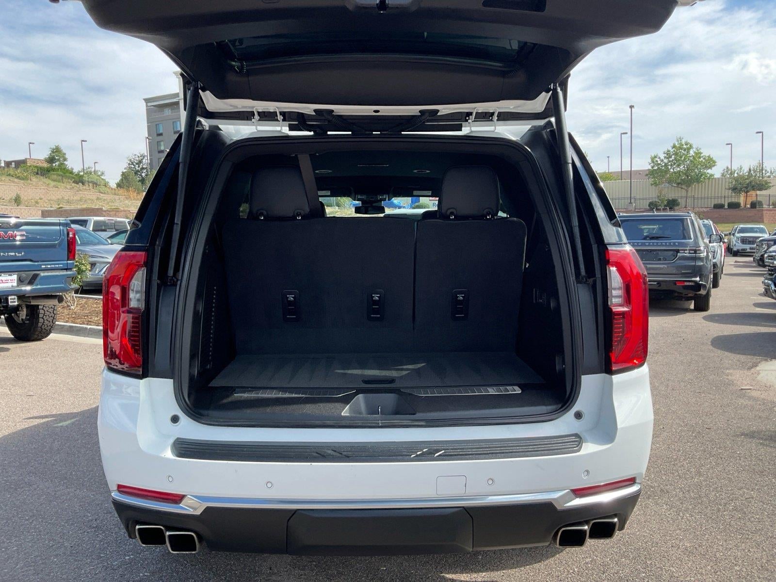 2025 GMC Yukon Denali
