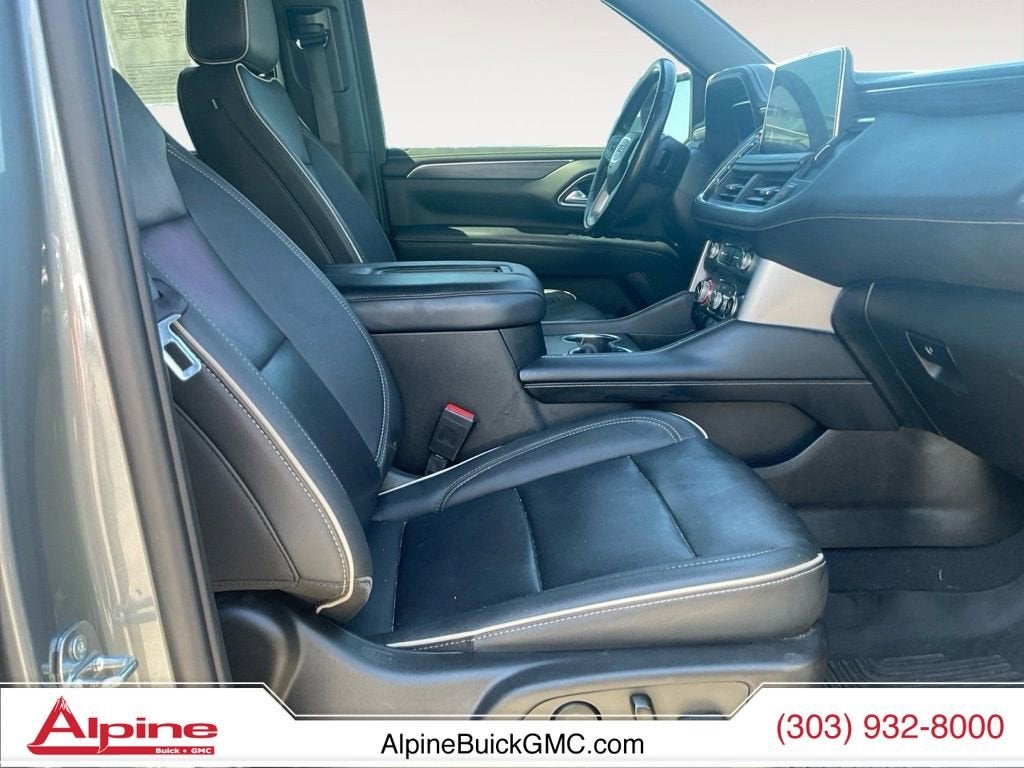 2022 GMC Yukon XL SLT