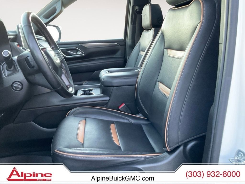 2023 GMC Yukon XL AT4