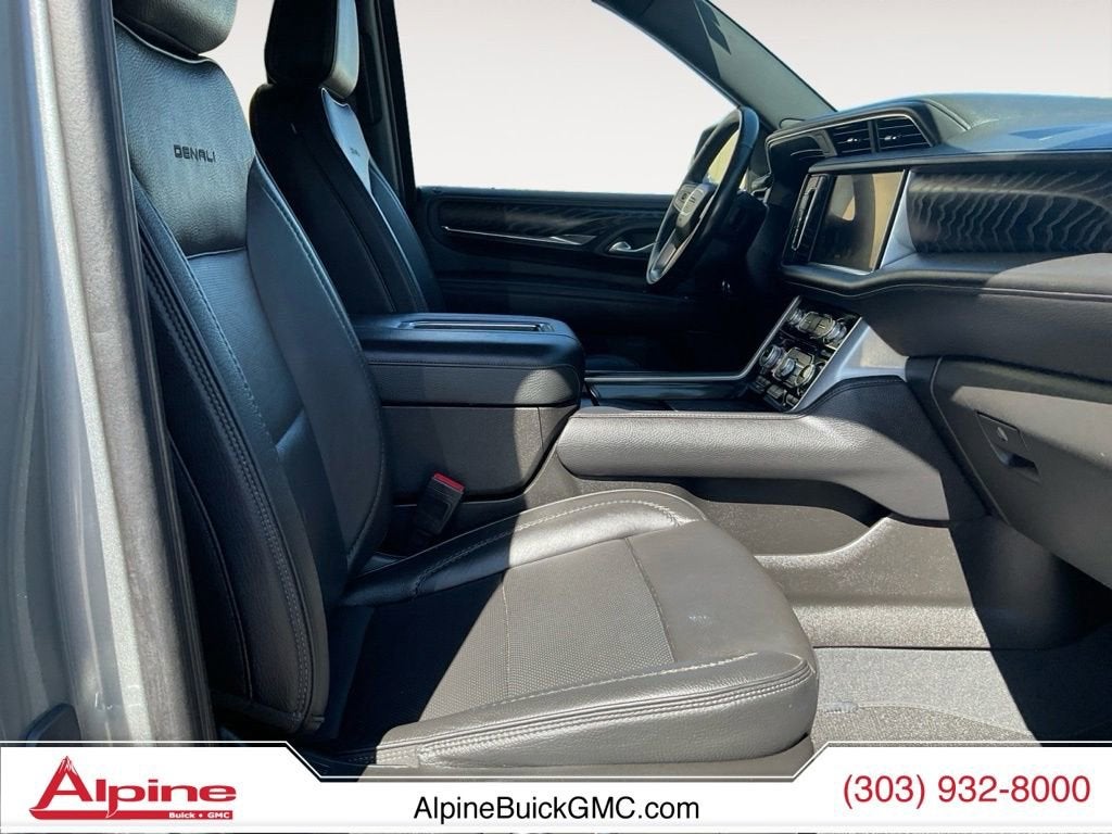 2023 GMC Yukon XL Denali