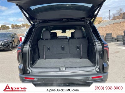 2024 Chevrolet Traverse LT