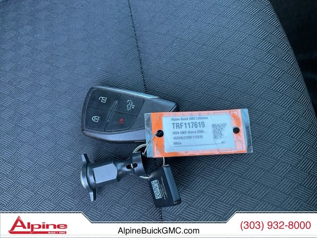 2024 GMC Sierra 2500 HD Pro