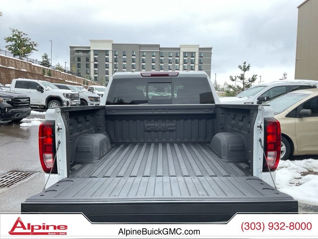 2025 GMC Sierra 1500 Elevation