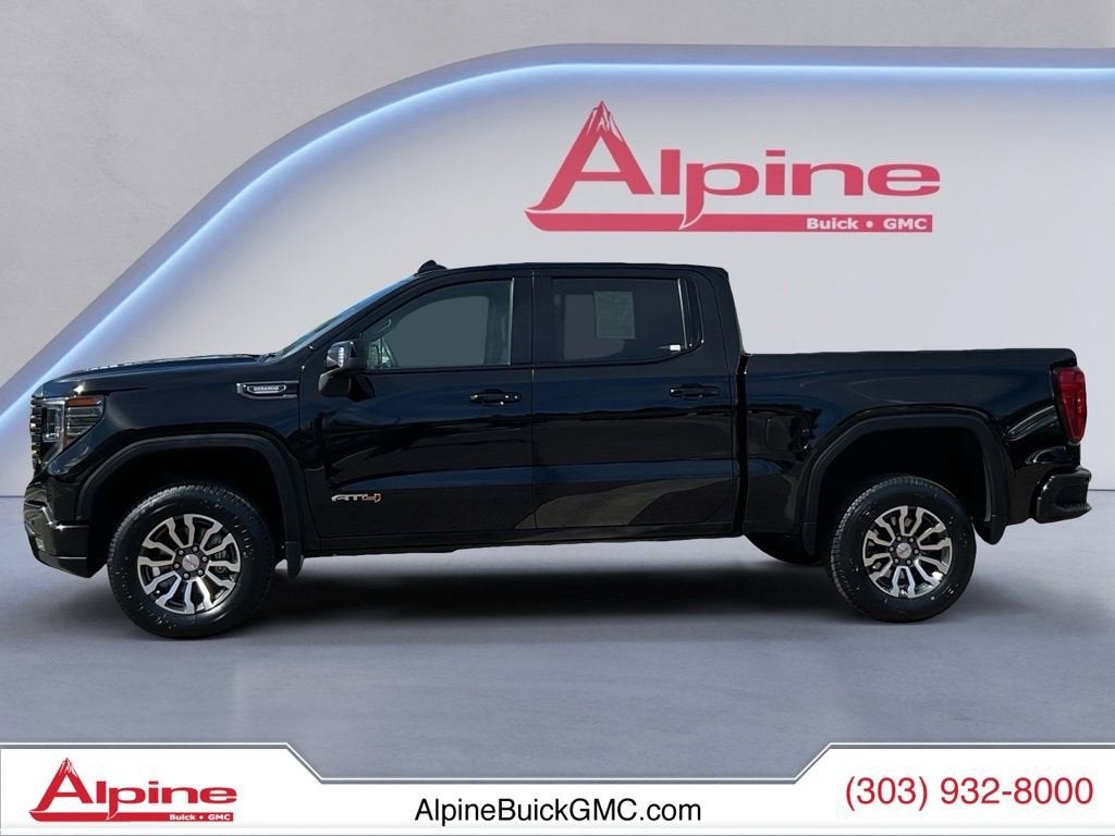 2023 GMC Sierra 1500 AT4