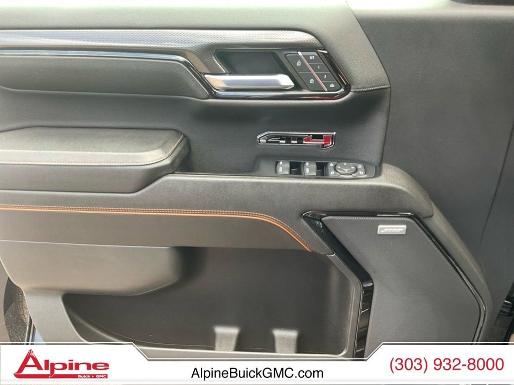 2023 GMC Sierra 1500 AT4