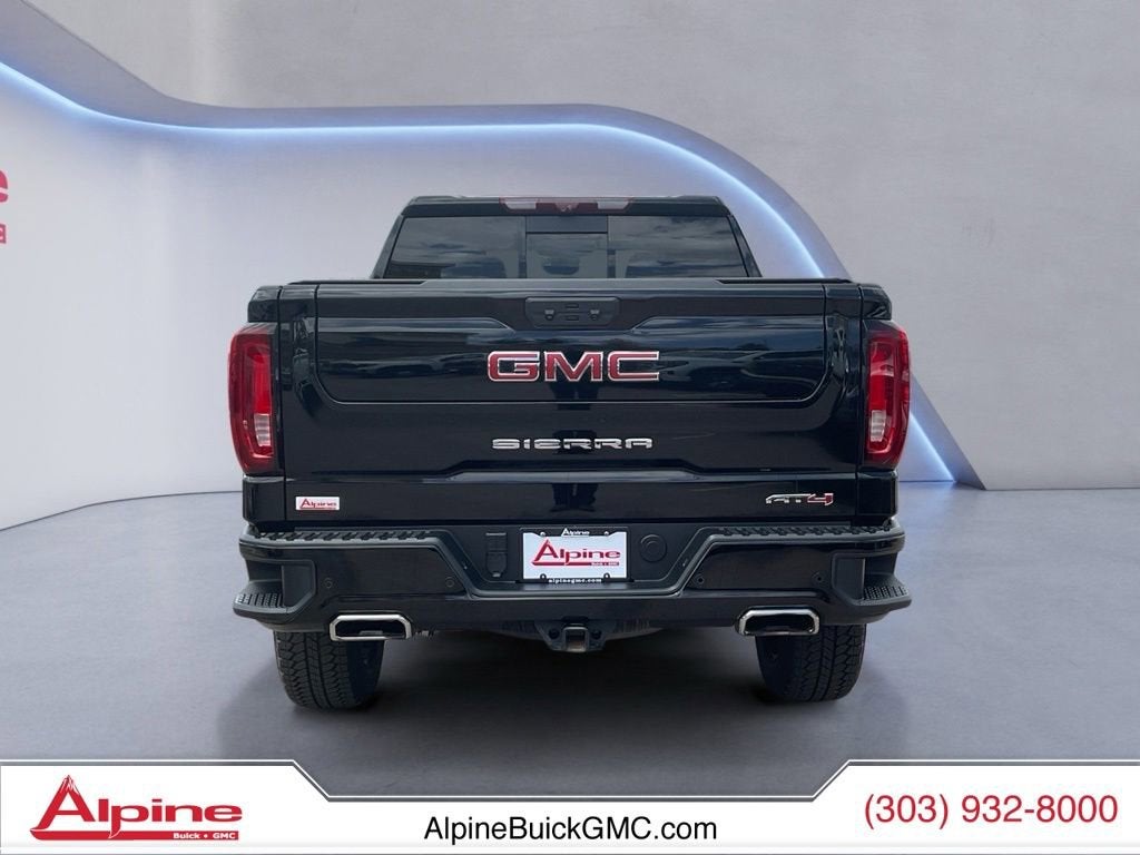 2023 GMC Sierra 1500 AT4