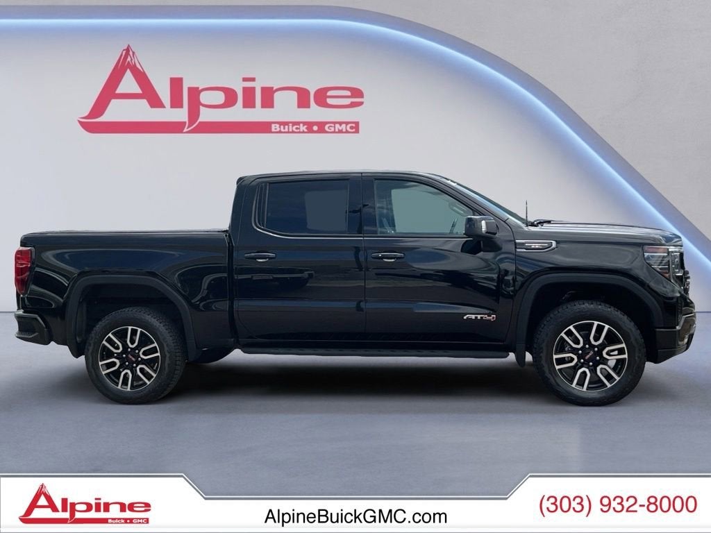 2023 GMC Sierra 1500 AT4