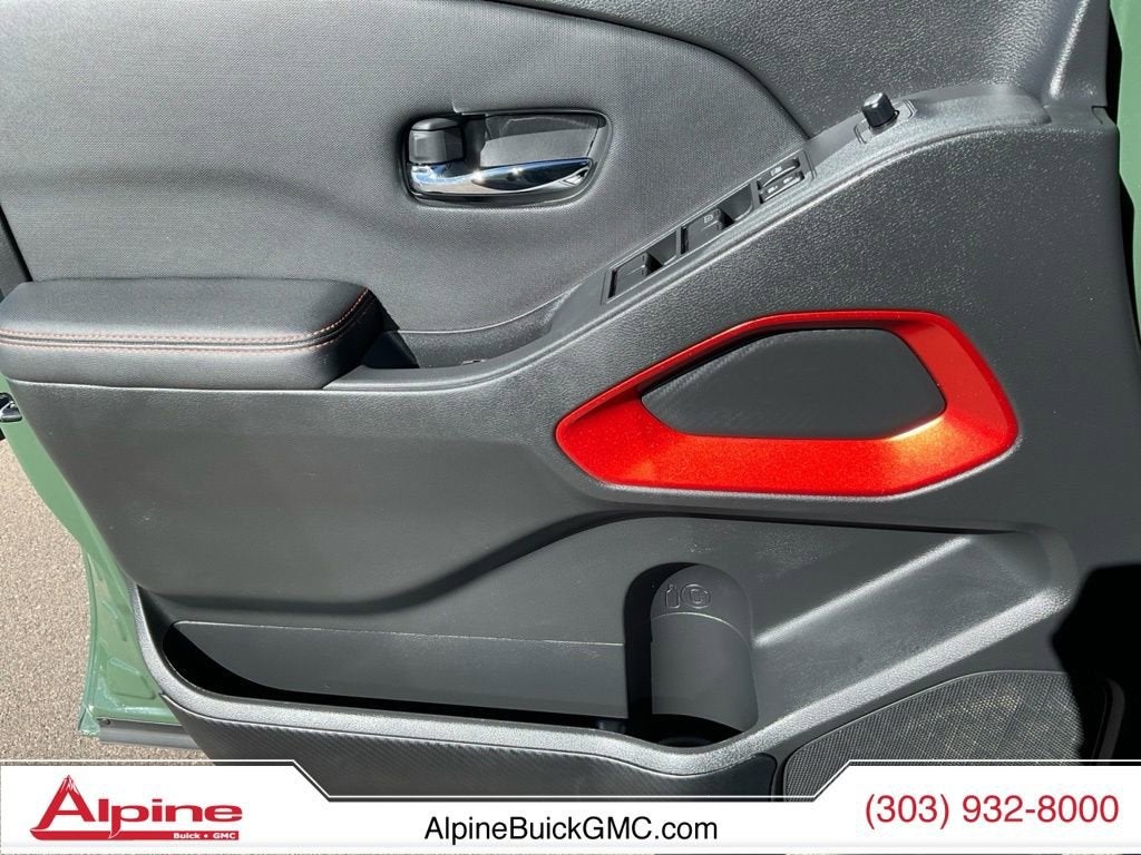 2024 Nissan Frontier Crew Cab PRO-4X 4x4