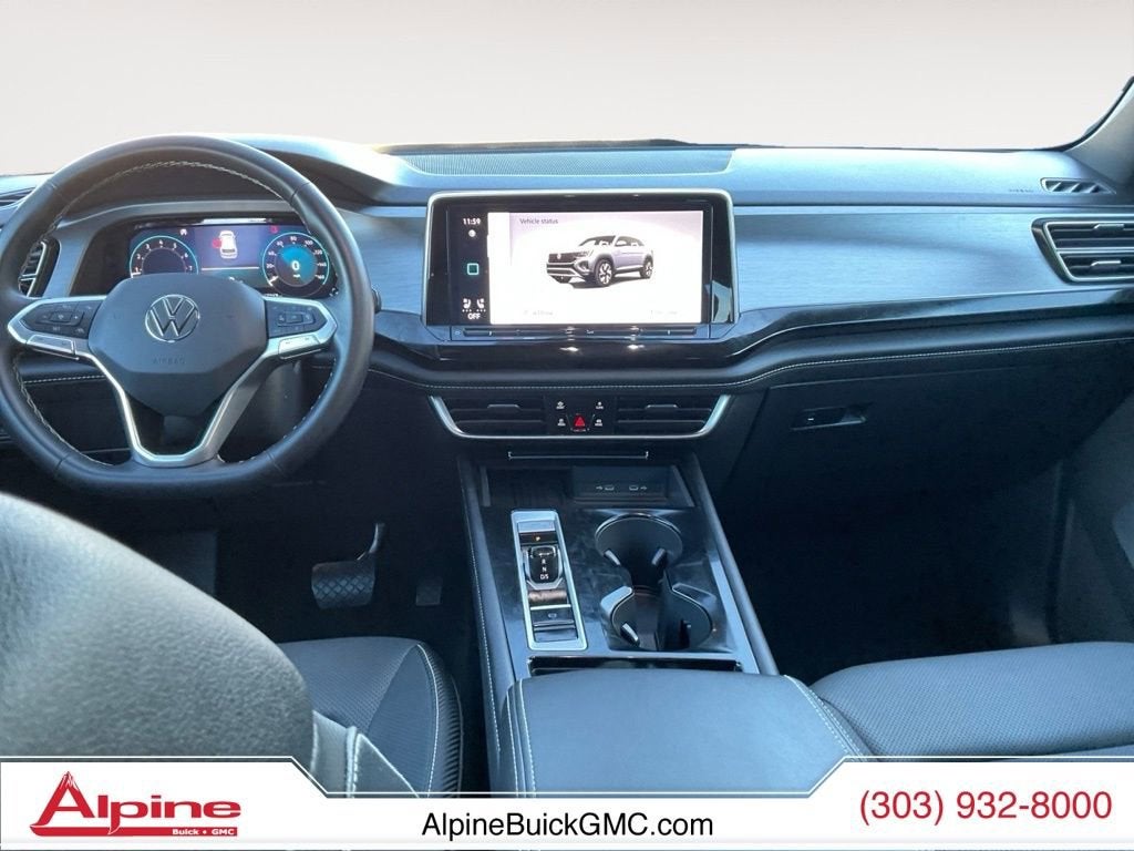 2025 Volkswagen Atlas Cross Sport 2.0T SE w/Technology