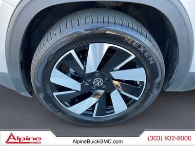 2025 Volkswagen Atlas Cross Sport 2.0T SE w/Technology