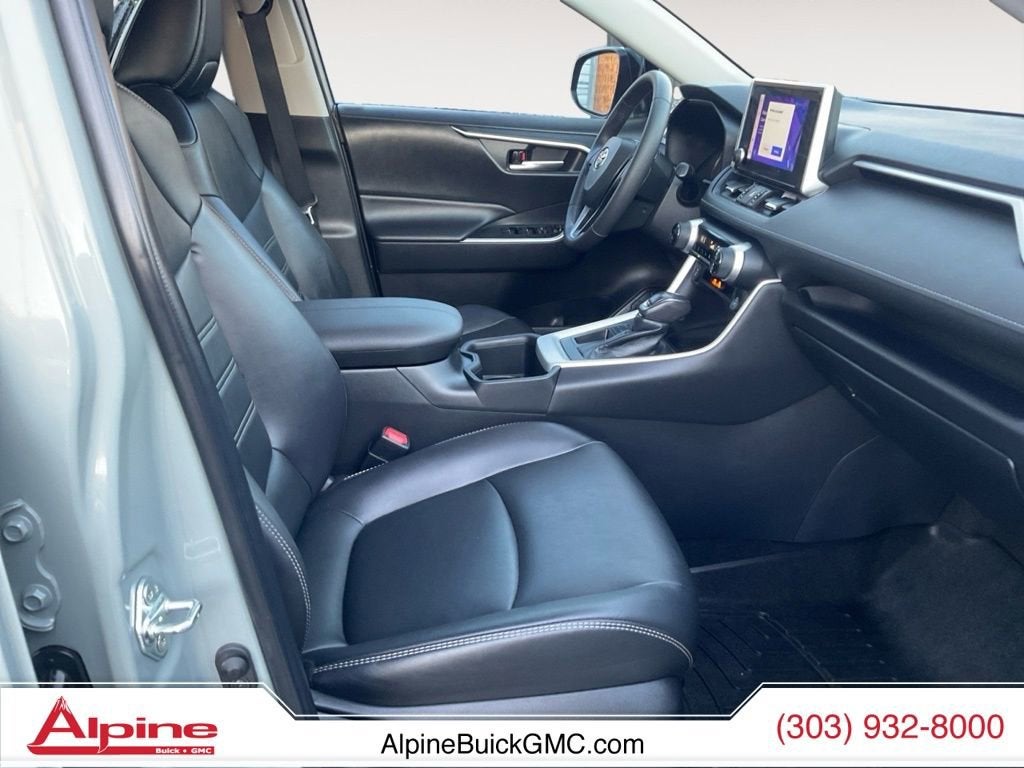 2023 Toyota RAV4 XLE Premium