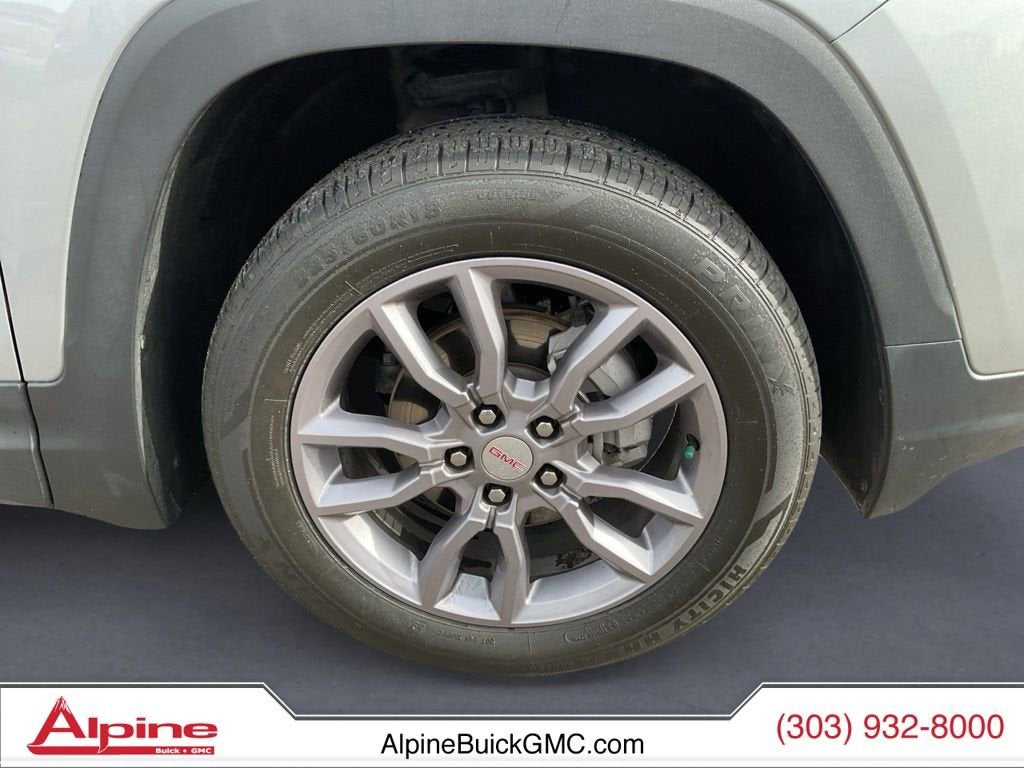 2023 GMC Terrain SLT