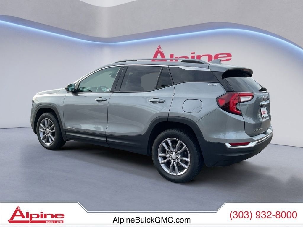 2023 GMC Terrain SLT