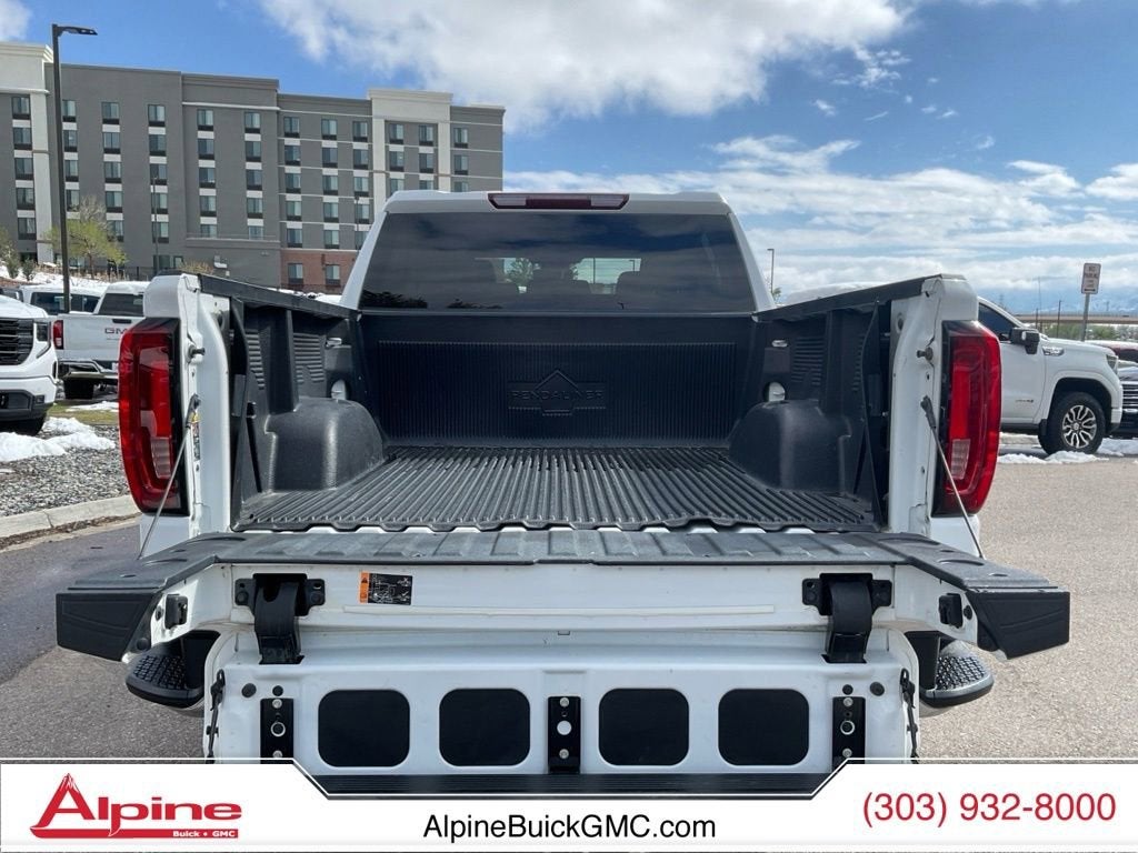 2022 GMC Sierra 1500 SLT