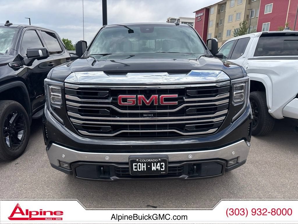 2024 GMC Sierra 1500 SLT