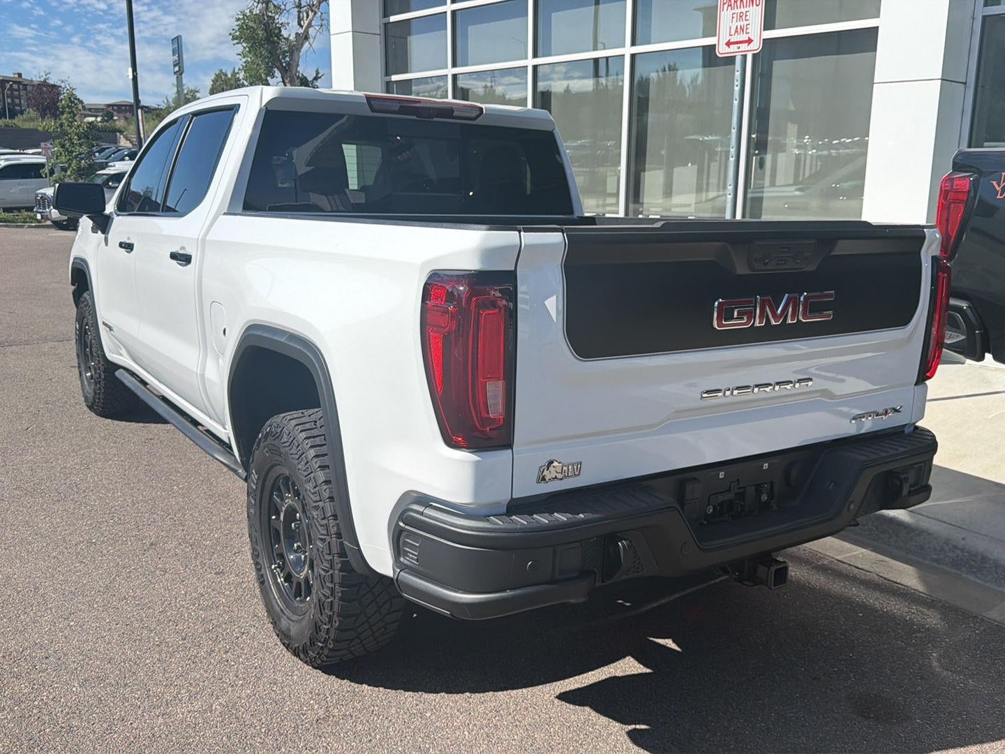2024 GMC Sierra 1500 AT4X