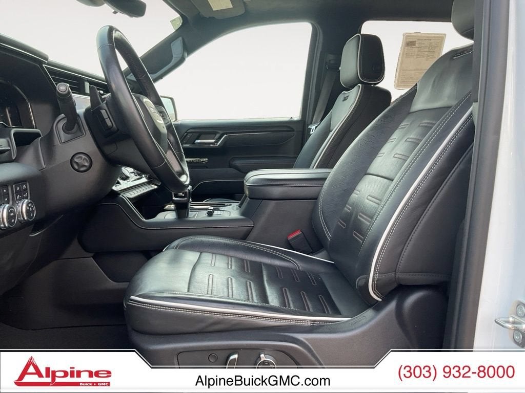 2024 GMC Sierra 1500 AT4X