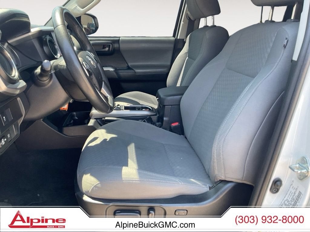 2022 Toyota Tacoma 4WD SR
