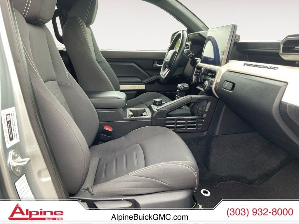 2024 Toyota Tacoma 4WD SR5