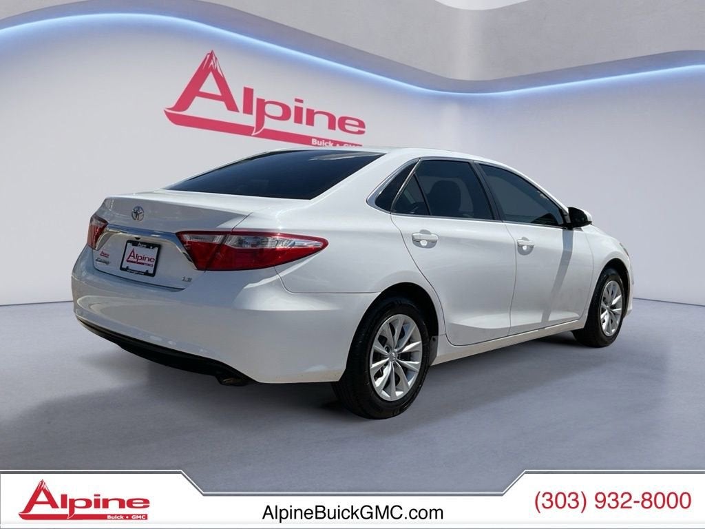 2017 Toyota Camry LE