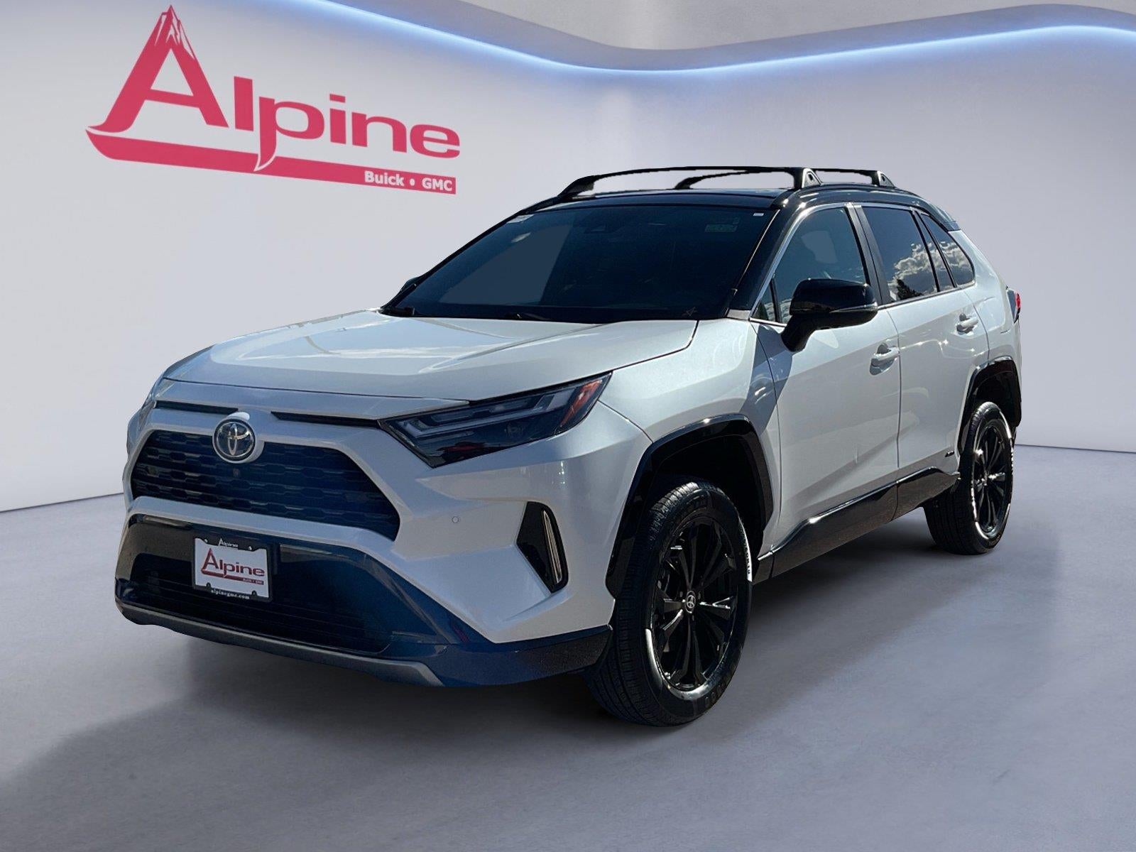 2023 Toyota RAV4 XSE