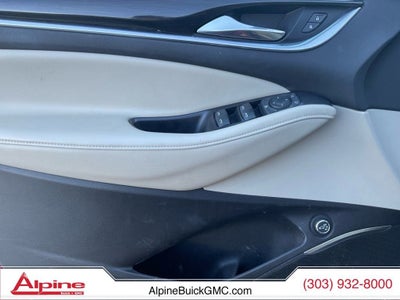 2018 Buick Enclave Essence