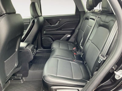 2022 Lincoln Corsario Standard