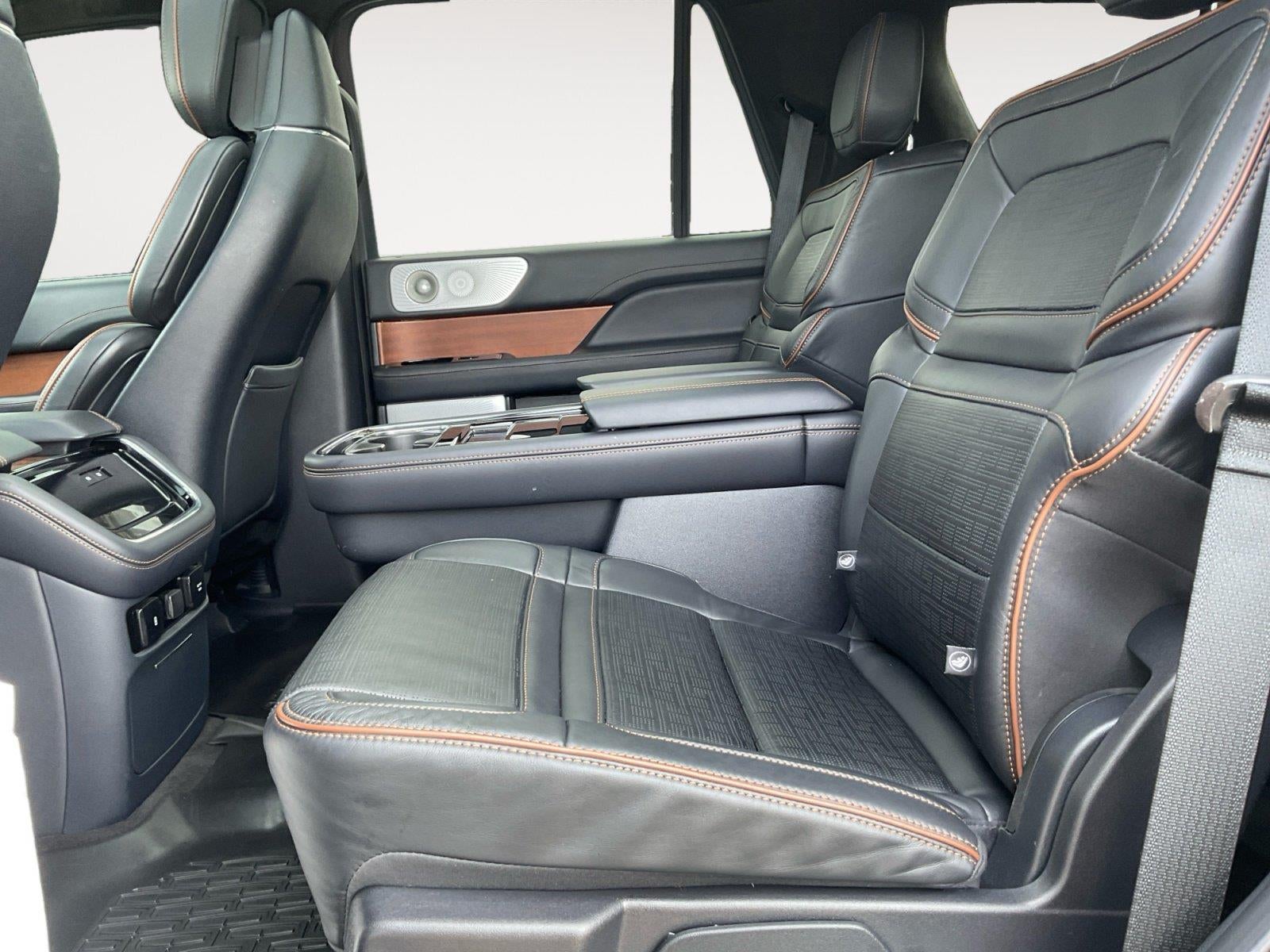 2024 Lincoln Navigator Black Label