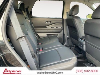 2025 Nissan Pathfinder SL 4WD