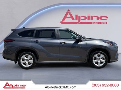 2024 Toyota Highlander LE