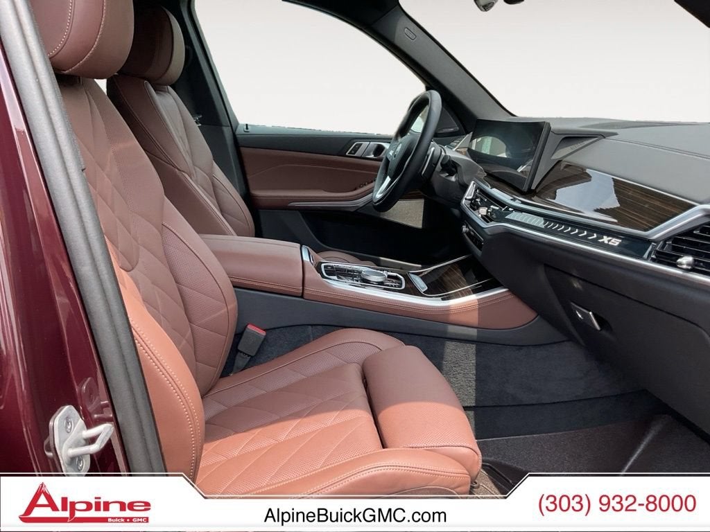 2025 BMW X5 xDrive40i