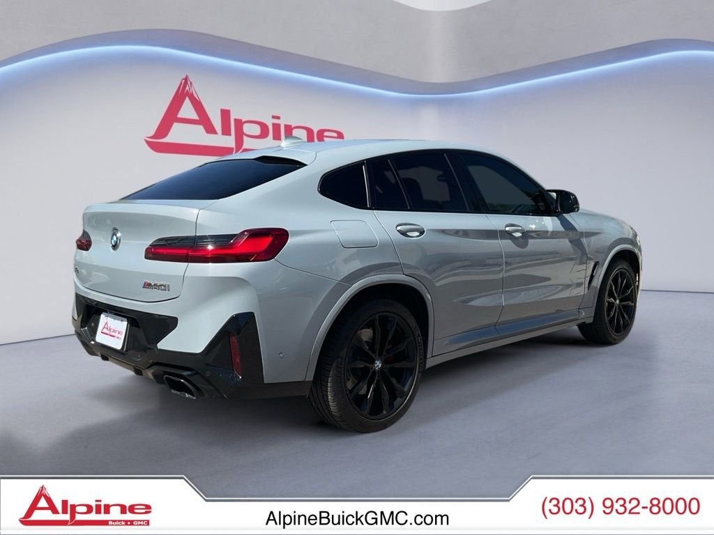 2022 BMW X4 M40i