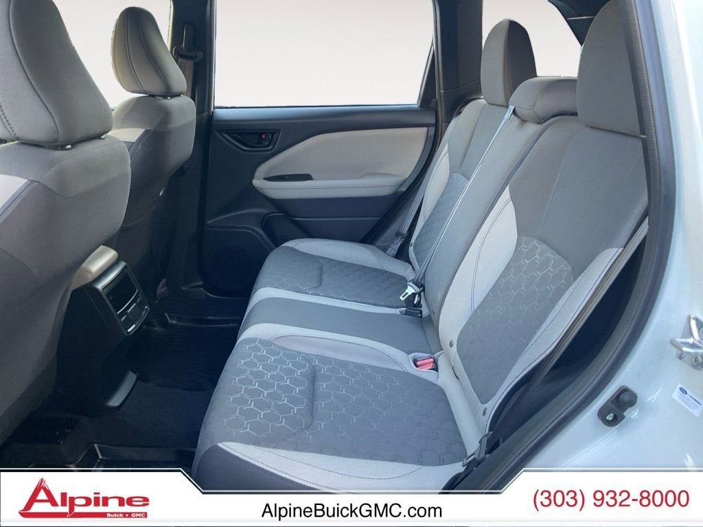 2025 Subaru Forester AWD