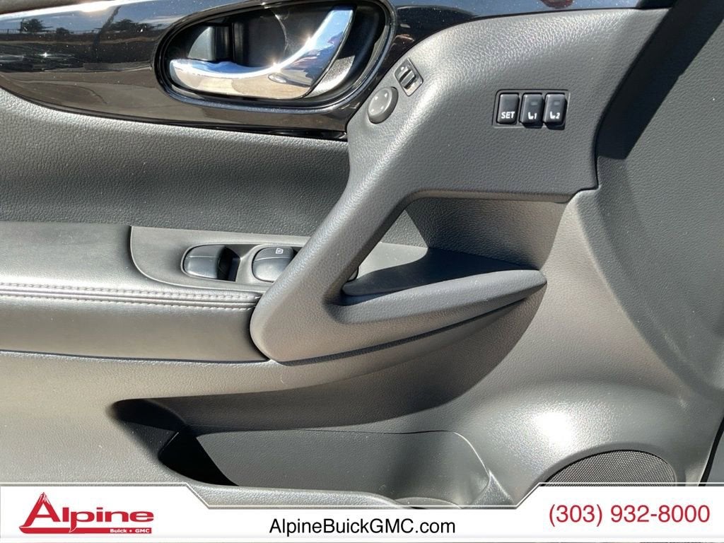 2022 Nissan Rogue Sport SV AWD Xtronic CVT