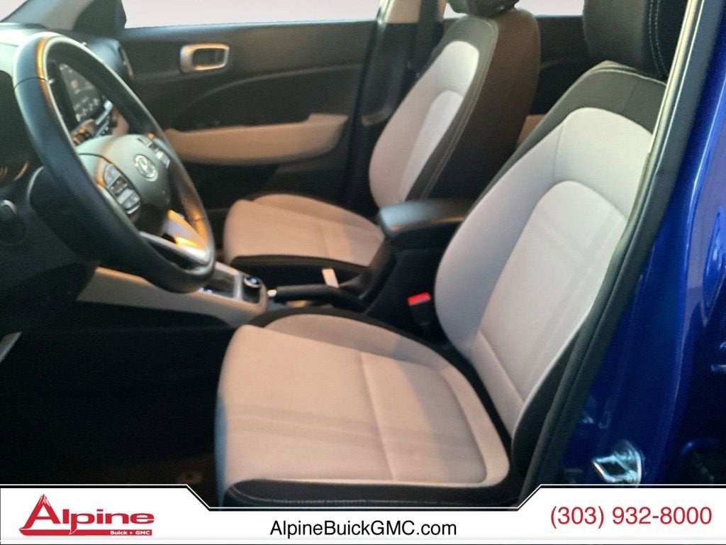 2025 Hyundai Venue SEL