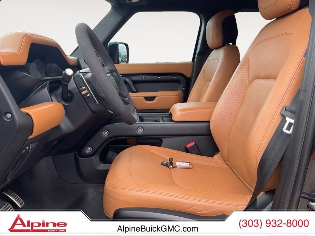 2023 Land Rover Defender 110 V8