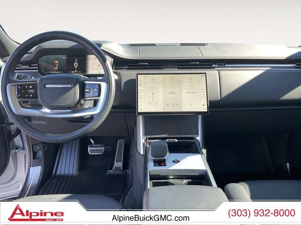 2025 Land Rover Range Rover P400 SE