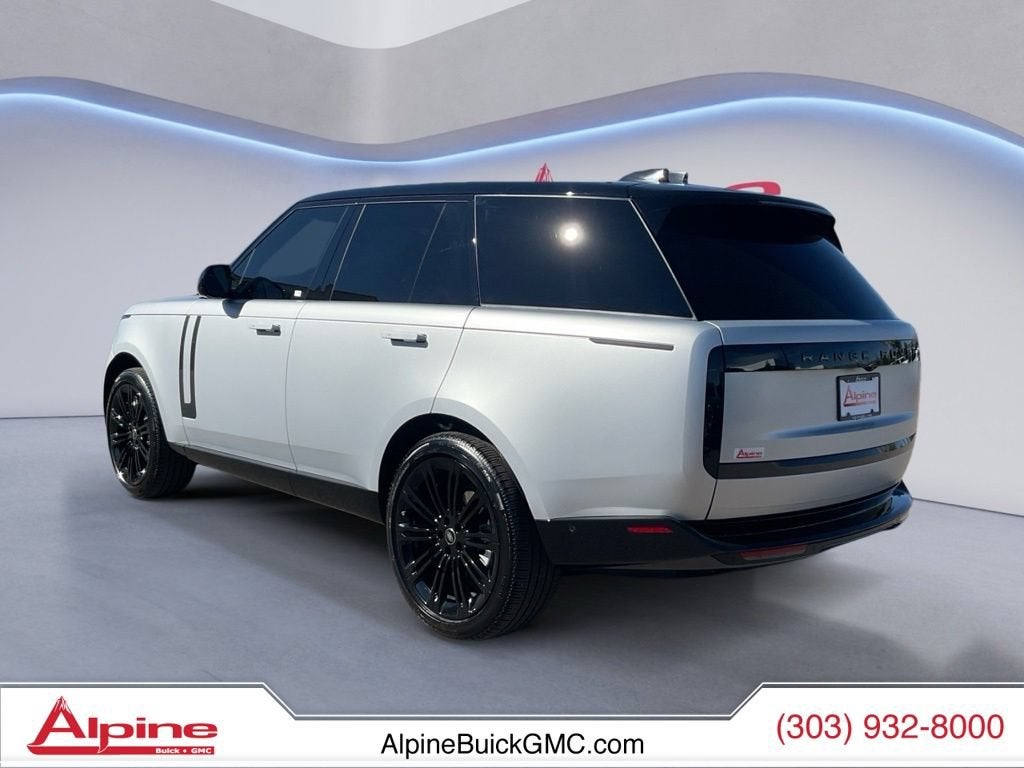 2025 Land Rover Range Rover P400 SE