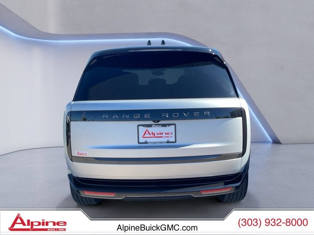 2025 Land Rover Range Rover P400 SE