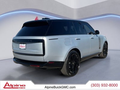 2025 Land Rover Range Rover P400 SE